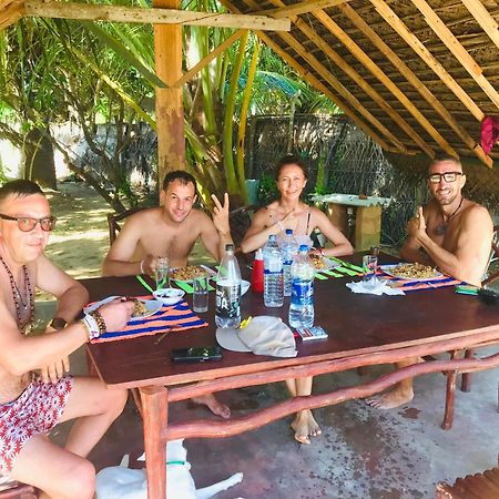 Sarada Beach Resort Yala Tissamaharama Kültér fotó